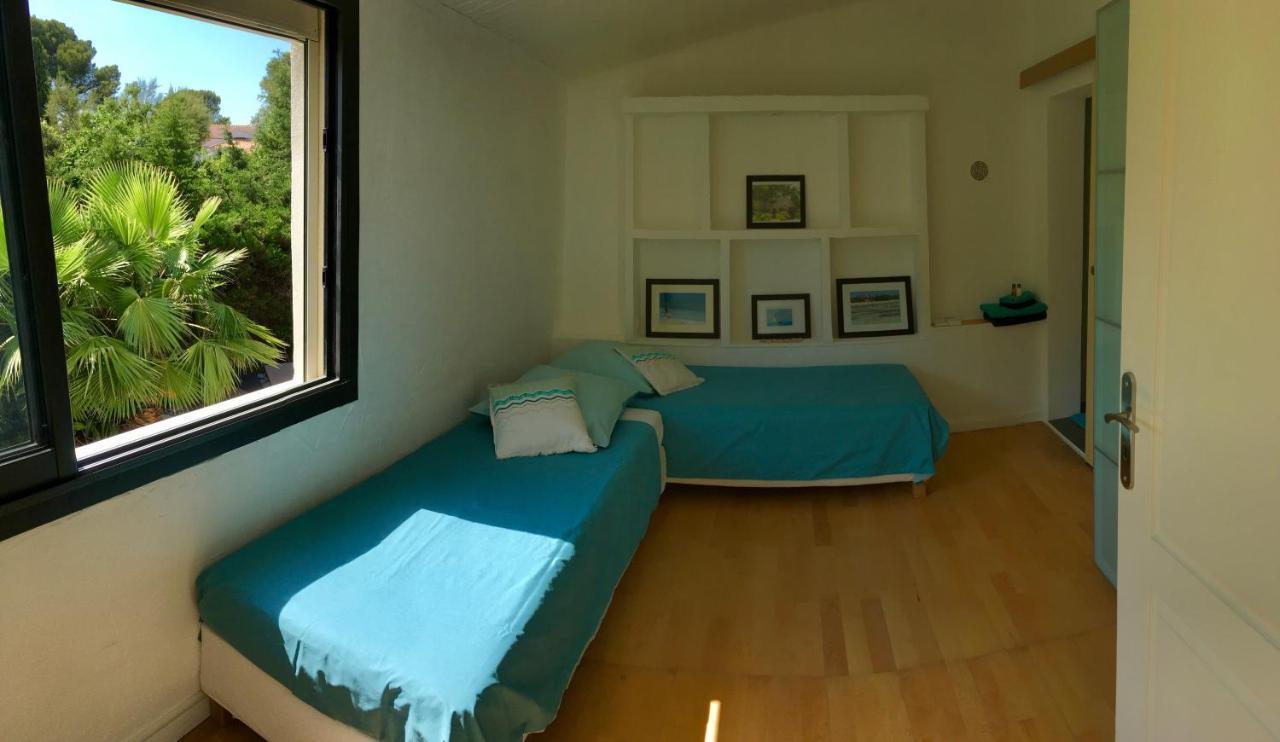 Bed,Kitchen And Swimming Pool Villa Esterel Saint-Raphaël Eksteriør billede