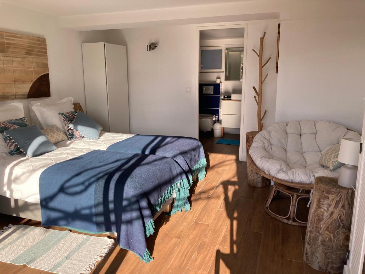 Bed,Kitchen And Swimming Pool Villa Esterel Saint-Raphaël Eksteriør billede