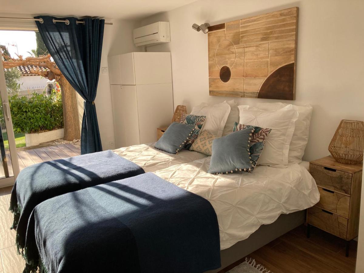 Bed,Kitchen And Swimming Pool Villa Esterel Saint-Raphaël Eksteriør billede